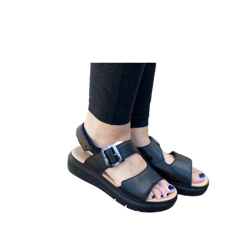 NEW ERIC MICHAEL women's luisa sandal in black